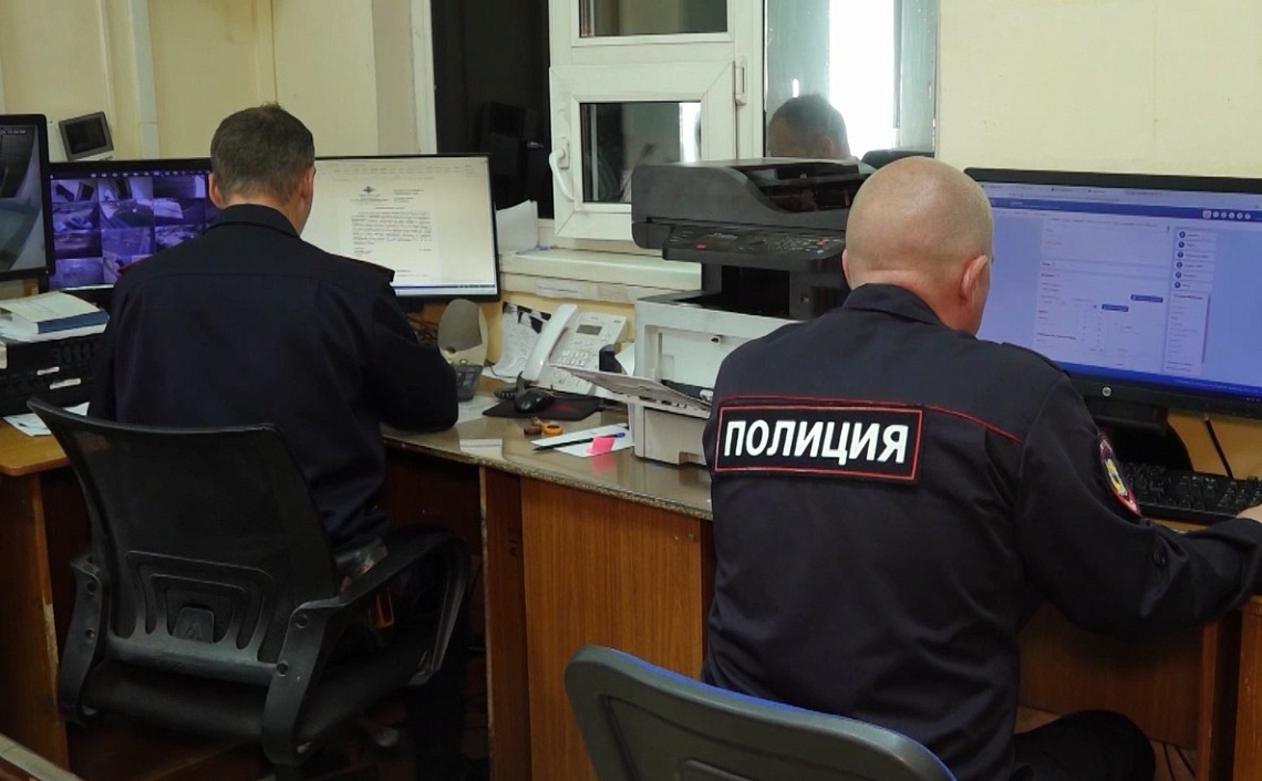 В Пензе мужчина ограбил пункт выдачи заказов